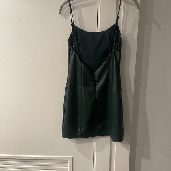 Lulu’s Mini Dress - Picture 4 of 7